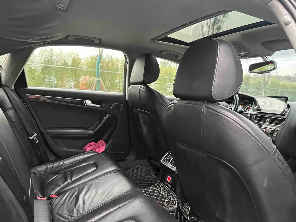 Audi A4L 2016 35 TFSI Collector's Edition S line Comfort купить на сайте DeffCars