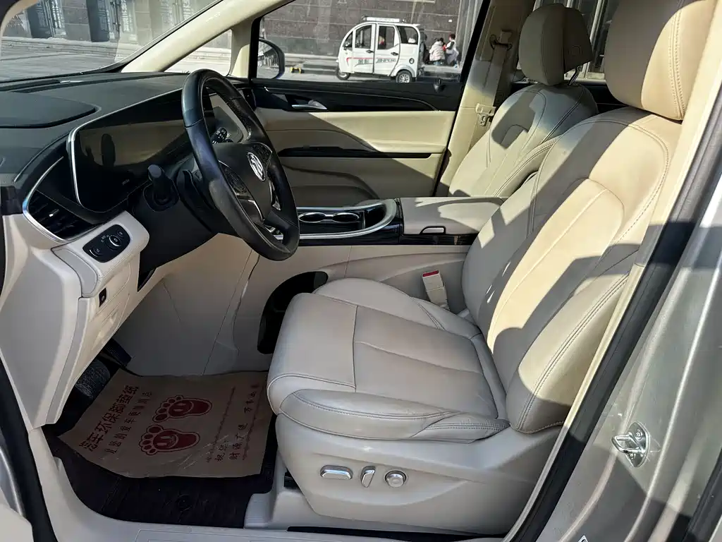 Buick GL8 2023 ES Lu Zun Exclusive Model купить на сайте DeffCars