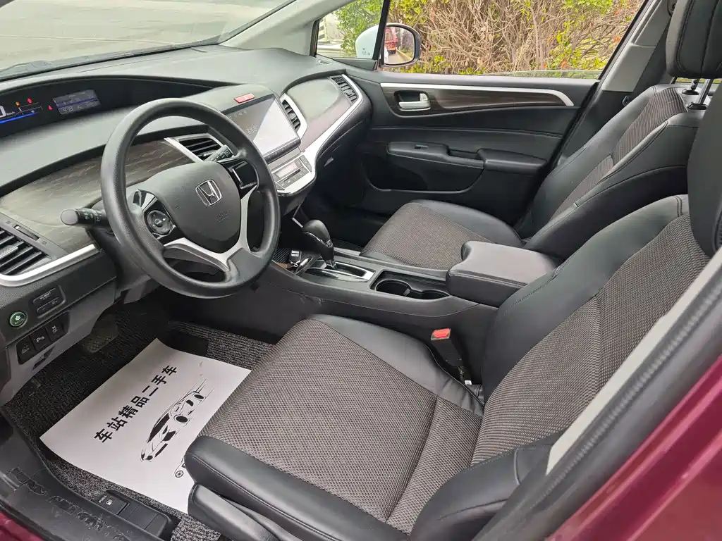Jade 2017 1.8L automatic comfort version 5 seats купить на сайте DeffCars
