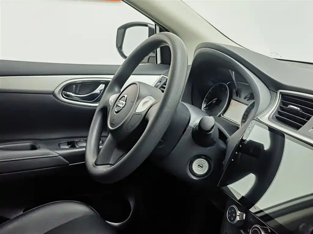 Sylphy 2024 model facelift 2 classic 1.6XE CVT comfort version купить на сайте DeffCars