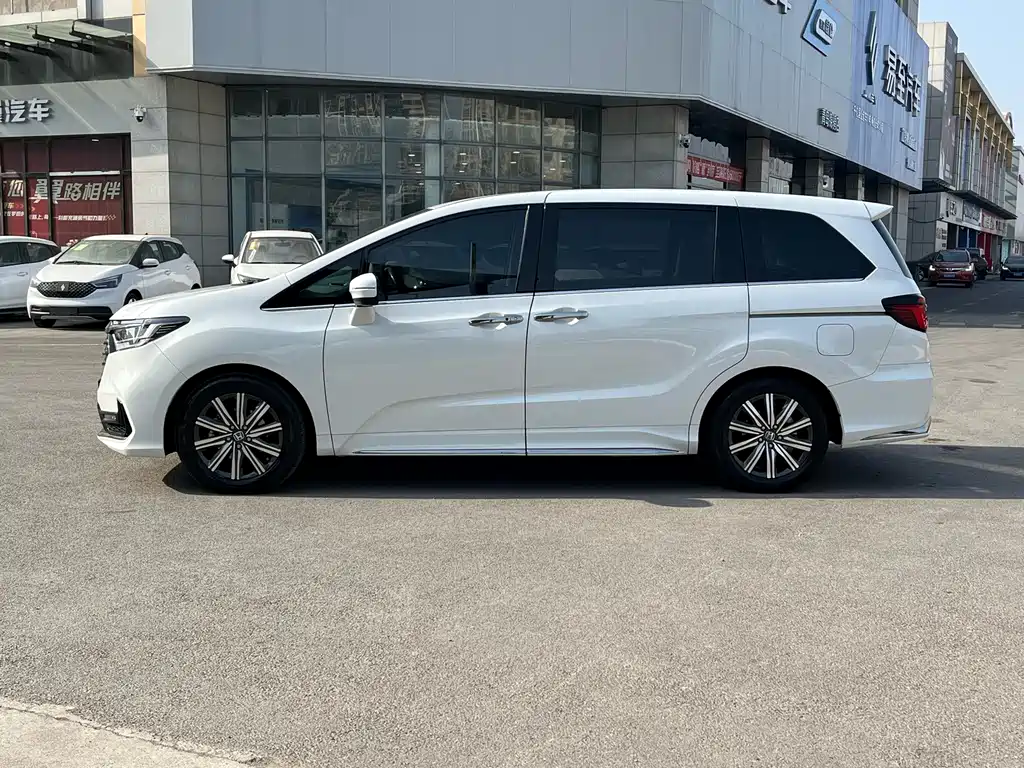 Odyssey 2022 2.0L e:HEV Rui·Smart Edition купить на сайте DeffCars