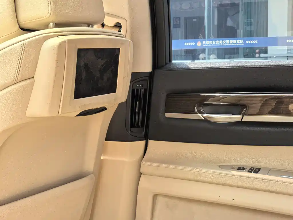 BMW 7 Series 2009 740Li luxury model купить на сайте DeffCars
