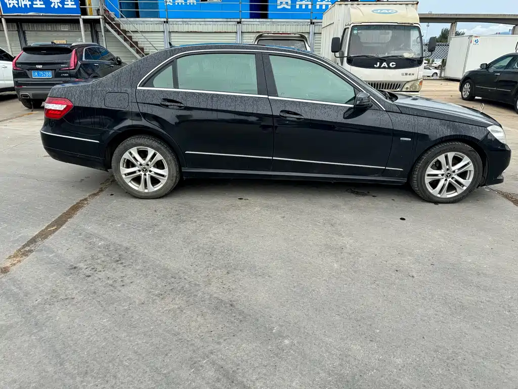 Mercedes-Benz E-Class 2011 E 260 L CGI Fashion Model купить на сайте DeffCars