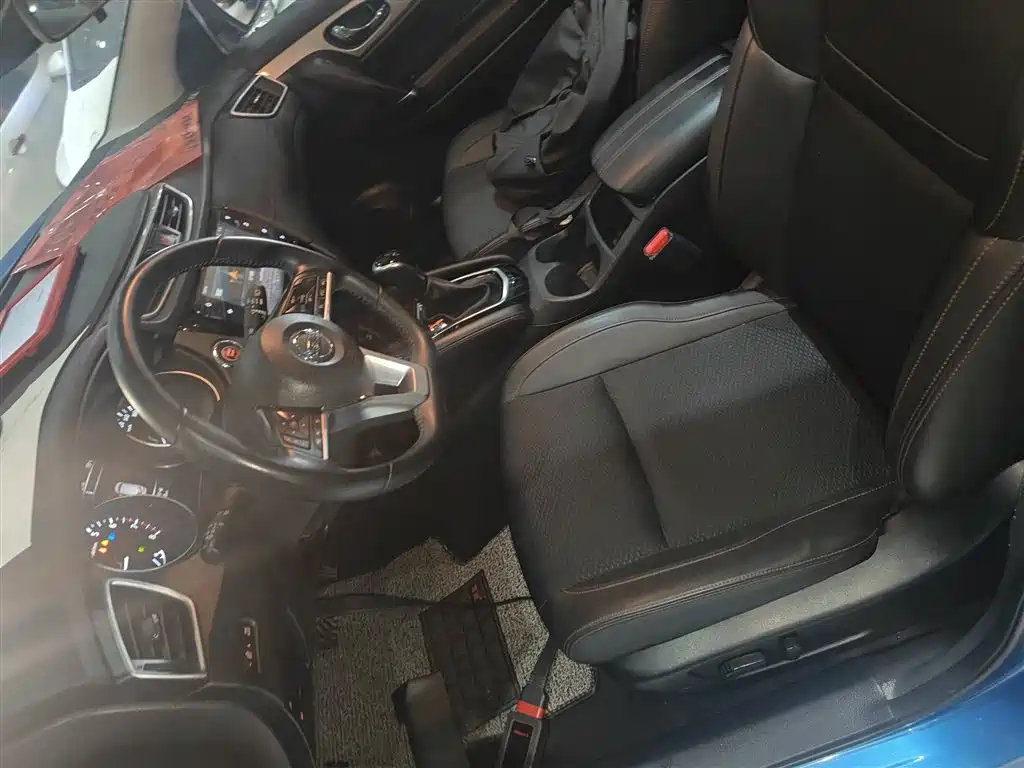 Qashqai 2019 2.0L CVT Deluxe Edition купить на сайте DeffCars