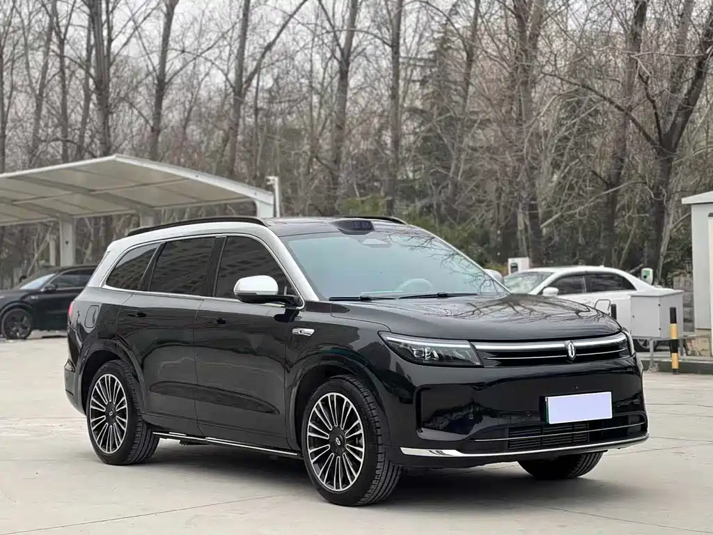 Wenjie M7 2024 1.5T Intelligent Driving Rear Drive Ultra Version 6 Seats купить на сайте DeffCars