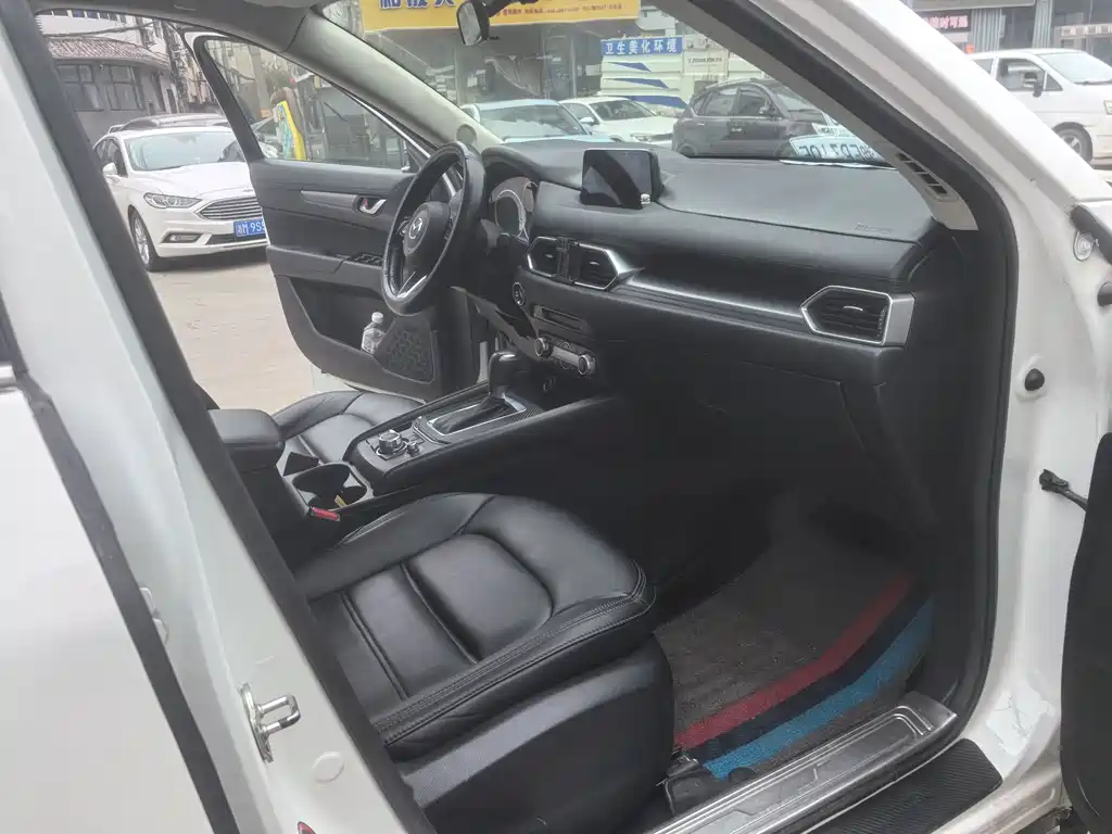 Mazda CX-5 2020 2.0L automatic two-wheel drive smart model купить на сайте DeffCars