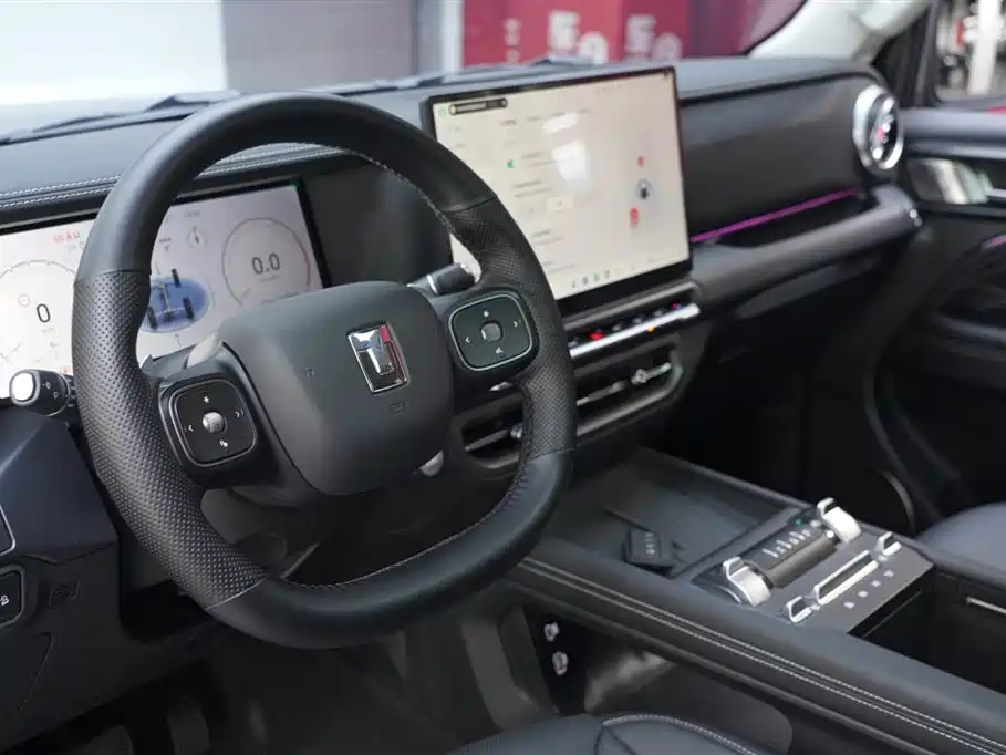 Tank 300 New Energy 2025 Hi4-T 37.1kWh купить на сайте DeffCars