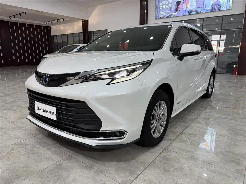 SIENNA 2021 2.5L Hybrid Comfort Edition купить на сайте DeffCars