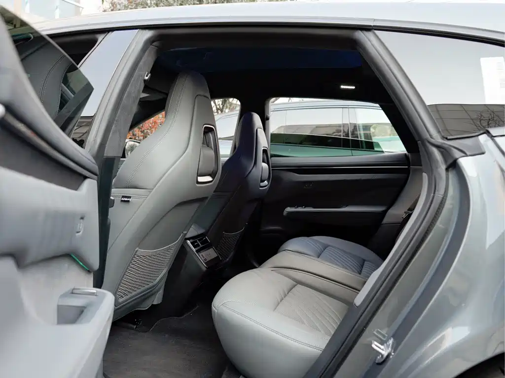 Jikrypton 001 2025 YOU version 100kWh four-wheel drive купить на сайте DeffCars