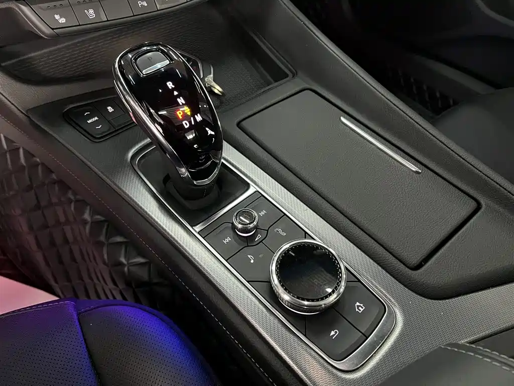 Cadillac CT5 2023 28T luxury model (standard version) купить на сайте DeffCars