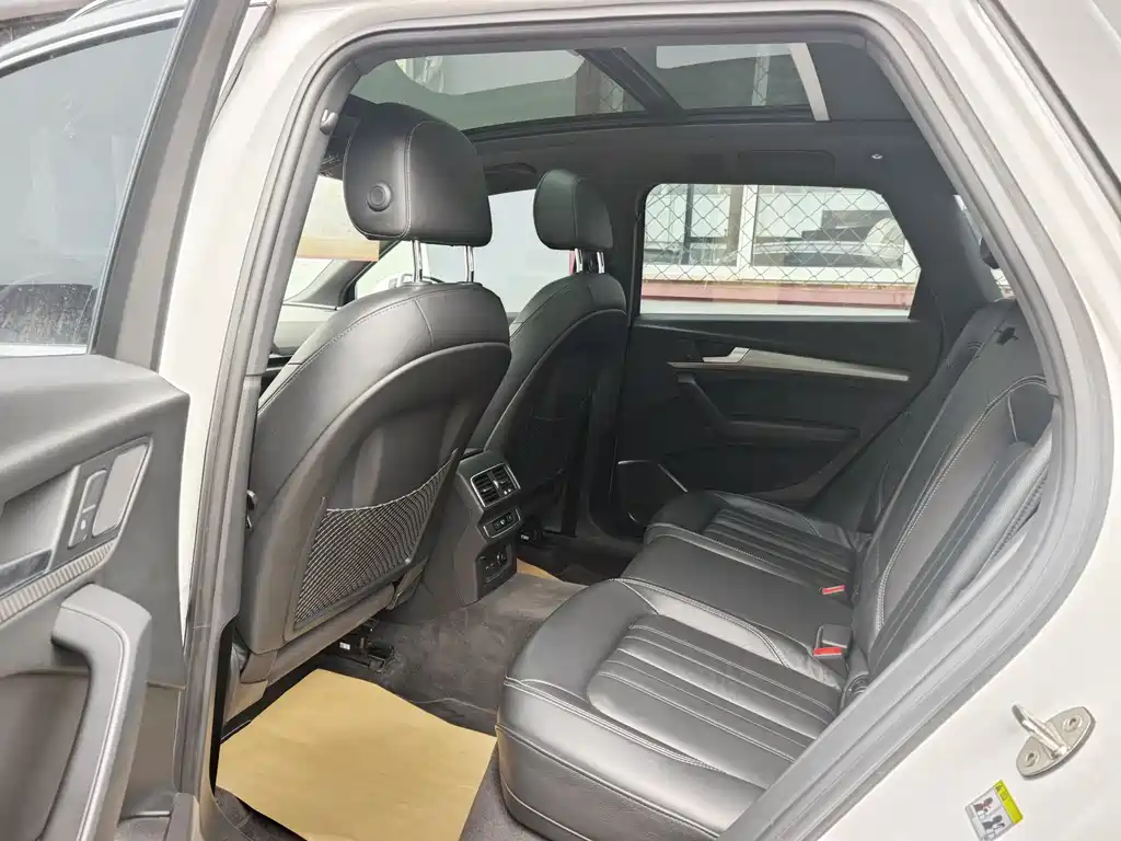 Audi Q5L 2020 45 TFSI exclusive sports model купить на сайте DeffCars