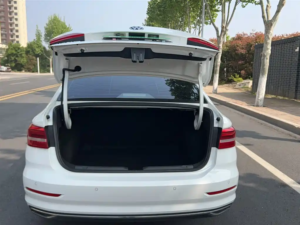 Lavida 2019 1.5L automatic comfort version National VI купить на сайте DeffCars