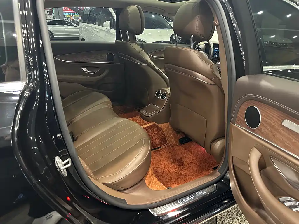 Mercedes-Benz E-Class 2022 E 300 L Fashion купить на сайте DeffCars