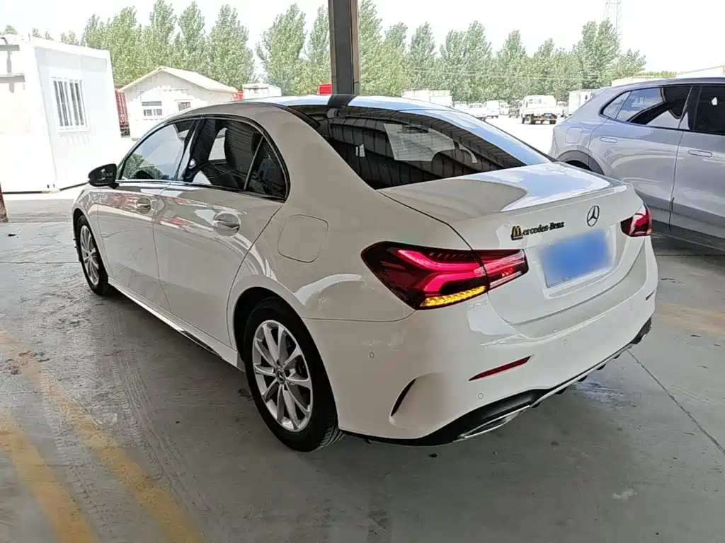 Mercedes A-Class 2022 facelift A 200 L sports sedan and fashionable model купить на сайте DeffCars