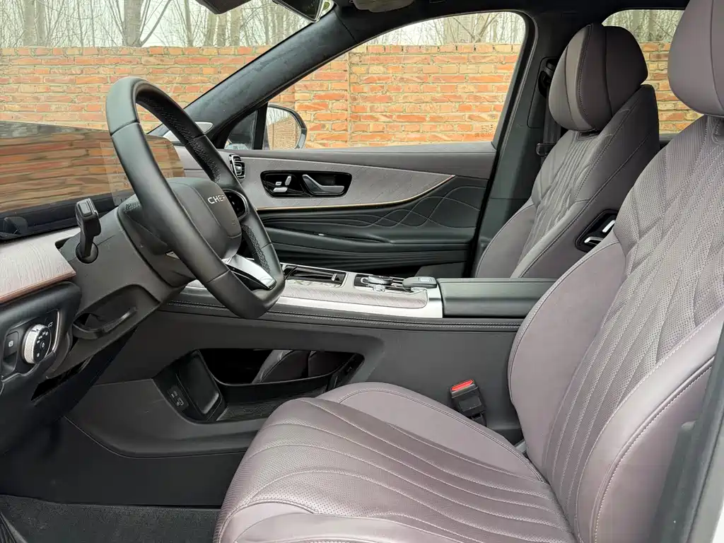 Tiggo 9 2025 2.0T automatic two-wheel drive exclusive version 5 seats купить на сайте DeffCars