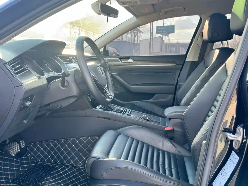Magotan 2019 330TSI DSG luxury model National VI купить на сайте DeffCars