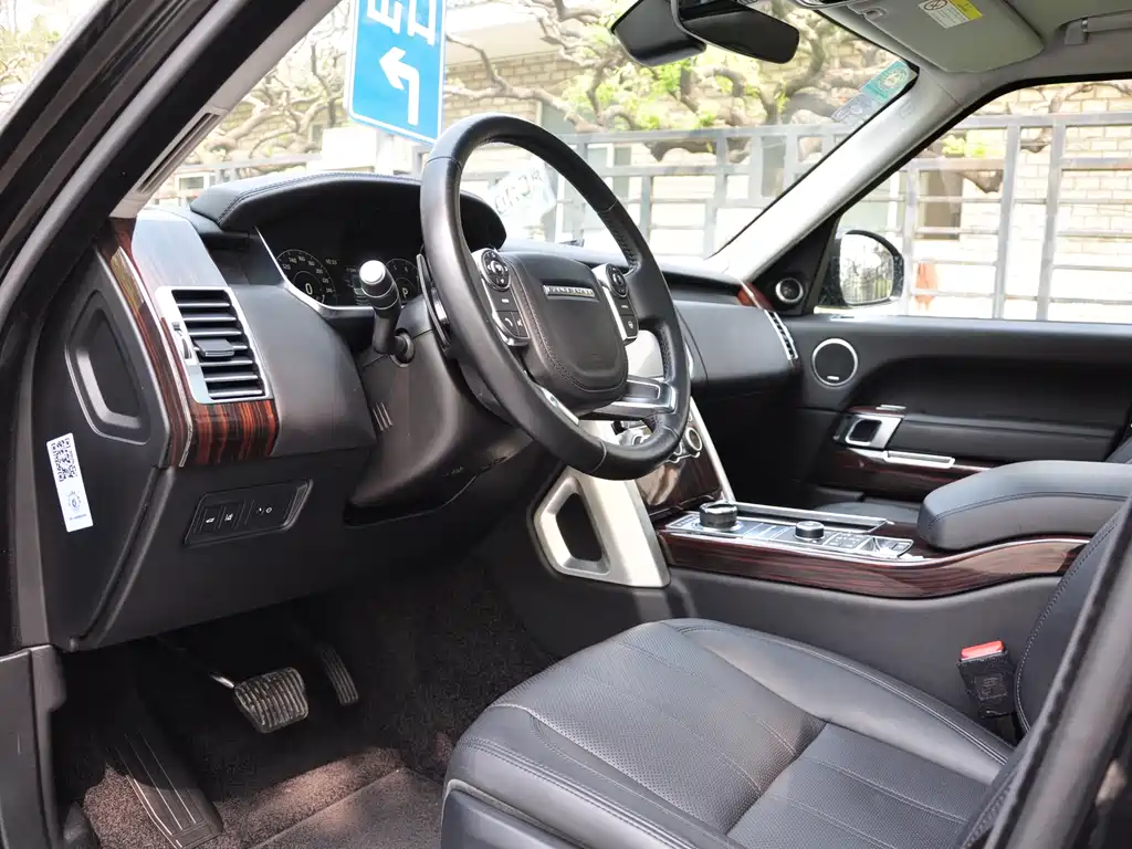 Range Rover 2017 3.0 SC V6 Vogue SE Genesis Extended Edition купить на сайте DeffCars