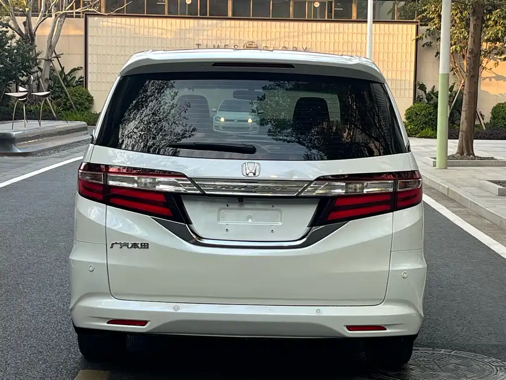 Odyssey 2017 2.4L Deluxe Edition купить на сайте DeffCars