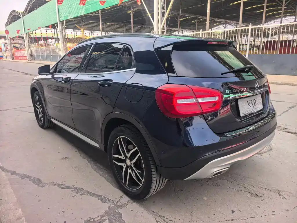 Mercedes-Benz GLA 2017 GLA 220 4MATIC Fashion Model купить на сайте DeffCars
