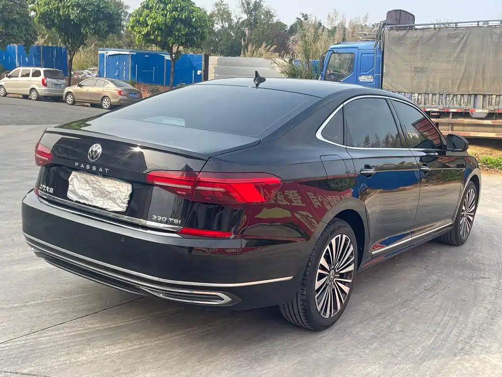 Passat 2020 facelift 330TSI Premium Edition National VI купить на сайте DeffCars