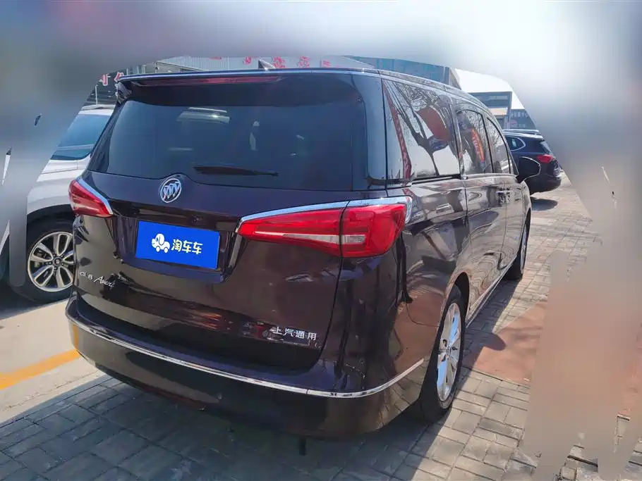 Buick GL8 2017 28T Avenir National V купить на сайте DeffCars