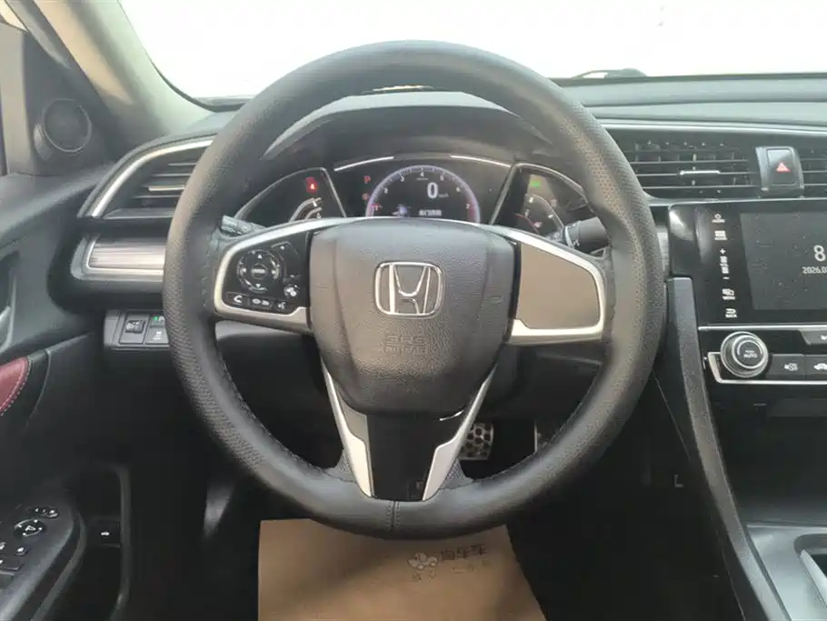 Civic 2019 220TURBO CVT combustion version National VI купить на сайте DeffCars