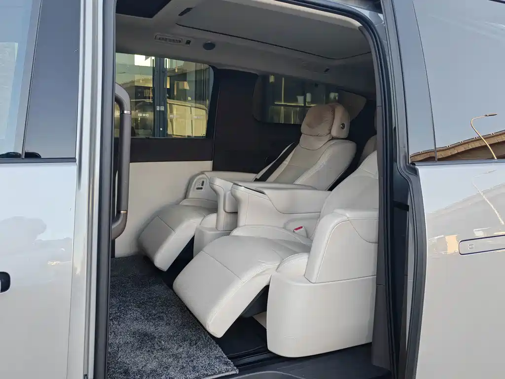 Ideal MEGA 2024 Ultra купить на сайте DeffCars