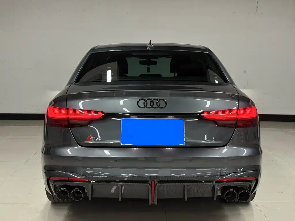 Audi A4L 2023 40 TFSI luxury and dynamic model купить на сайте DeffCars
