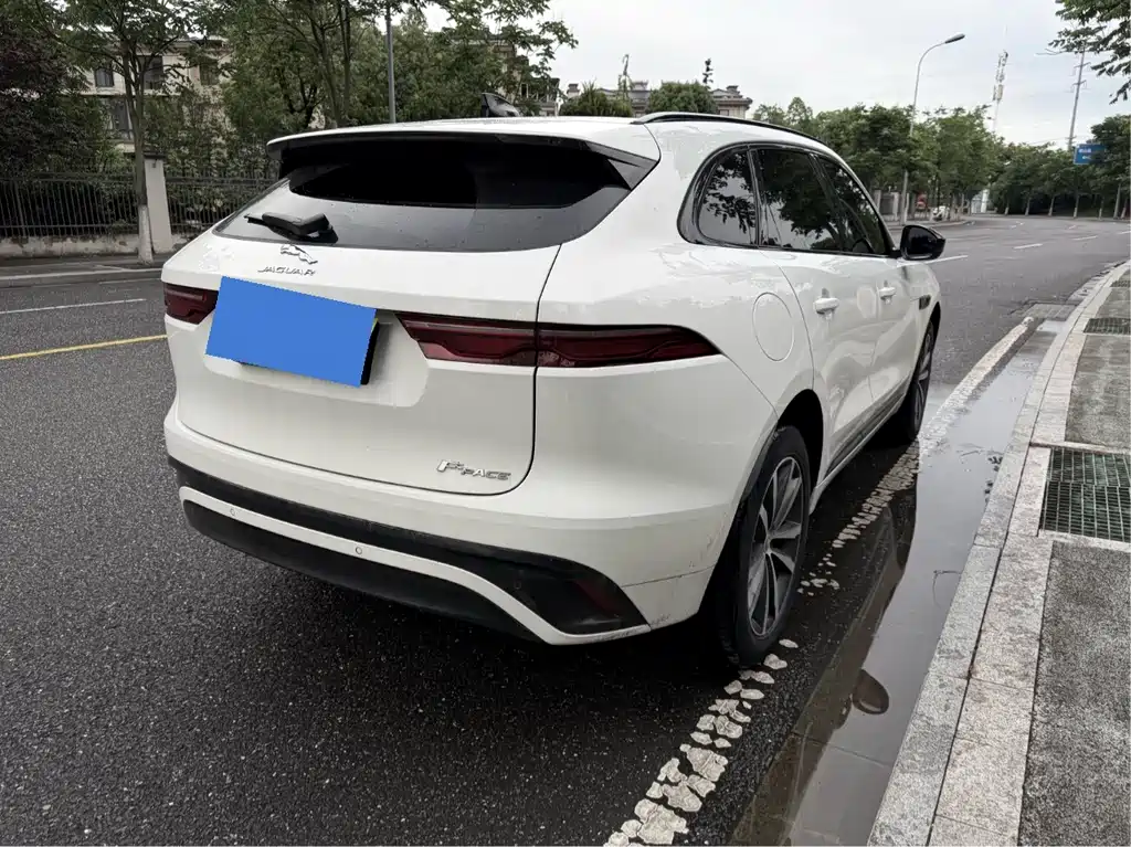 Jaguar F-PACE 2024 P250 R-Dynamic SE купить на сайте DeffCars