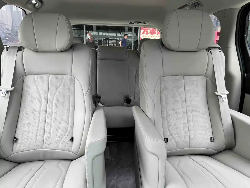 Buick GL8 2023 ES Lu Zun Comfort Type купить на сайте DeffCars
