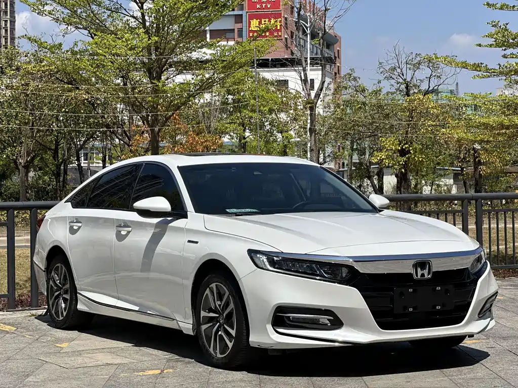 Accord 2018 Sharp·Hybrid 2.0L Sharp Collar Edition National V купить на сайте DeffCars