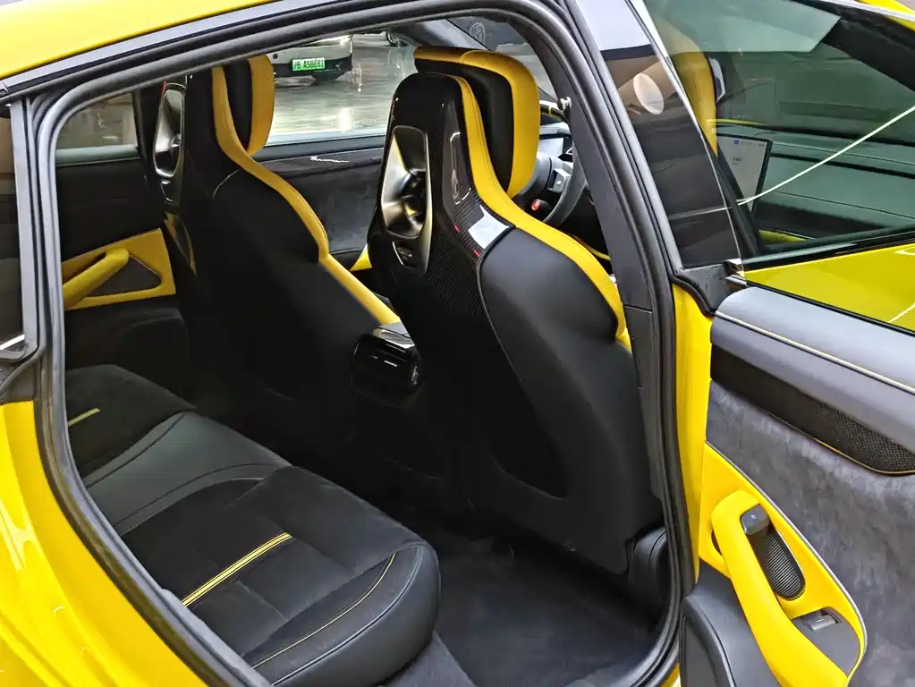 Xiaomi SU7 Ultra 2025 Ultra купить на сайте DeffCars