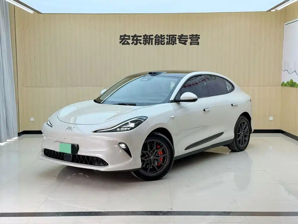 Zhiji LS6 2025 Smart Lizard Driving Edition купить на сайте DeffCars