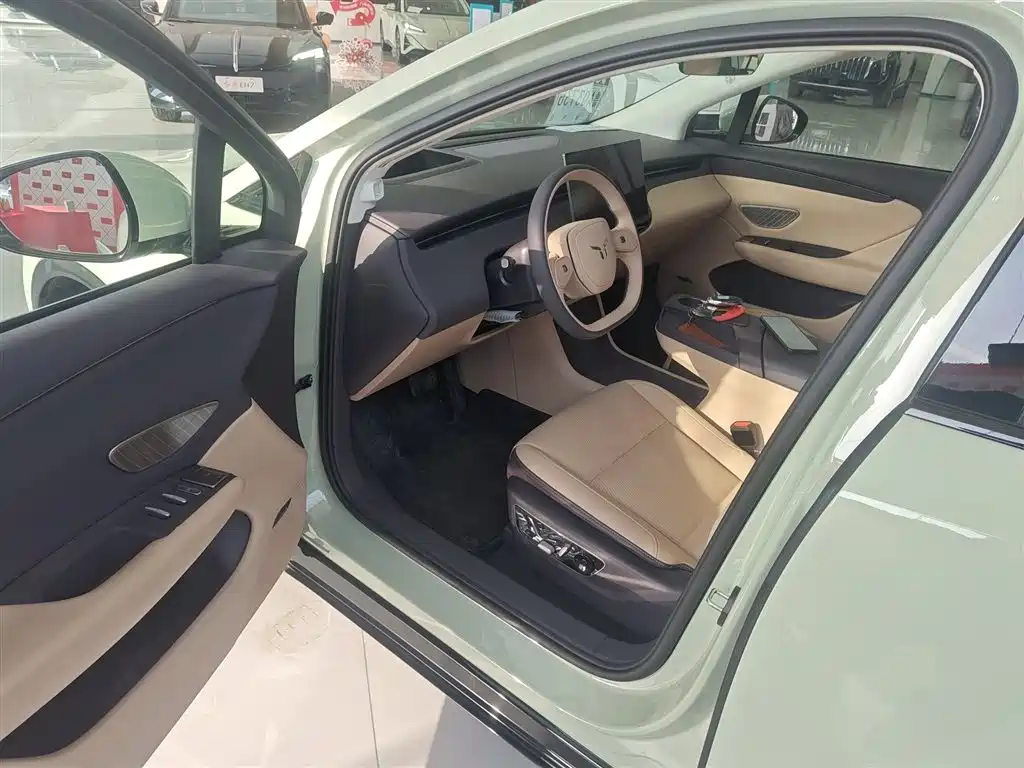 Hongqi Tiangong 06 2025 520 Smart Select Edition купить на сайте DeffCars