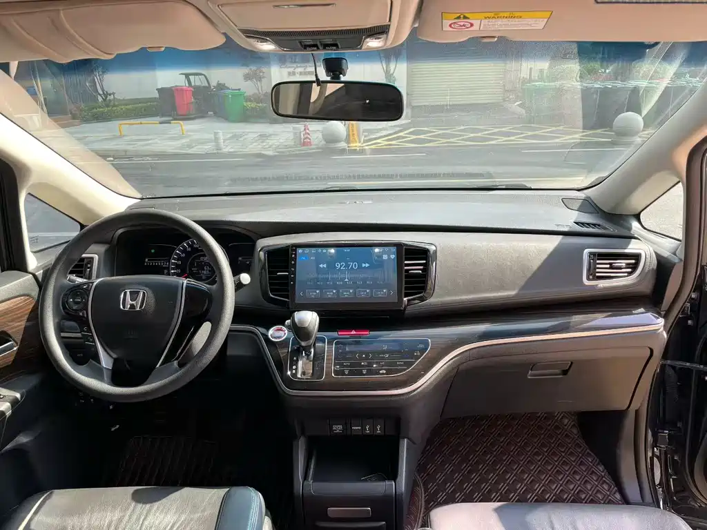Odyssey 2018 2.4L Deluxe Edition купить на сайте DeffCars