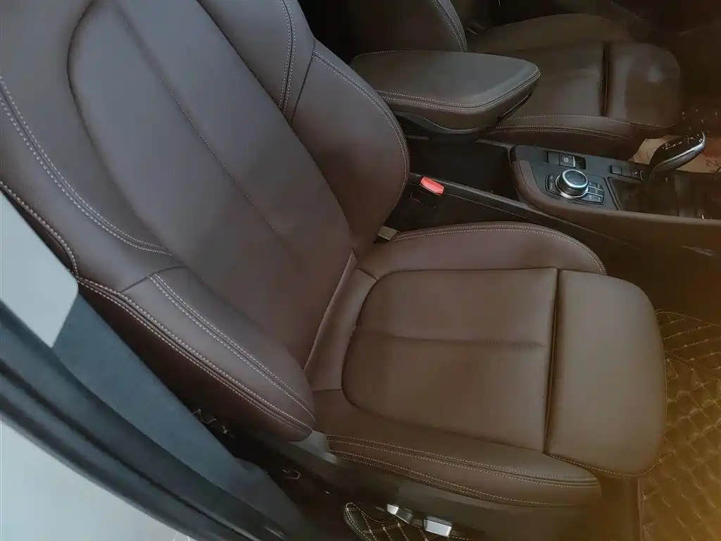 BMW X1 2022 sDrive25Li Leading Model купить на сайте DeffCars