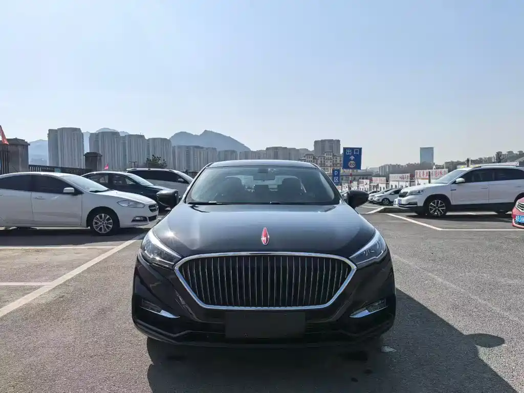 Hongqi H5 2018 30TD Smart Connected Edition купить на сайте DeffCars
