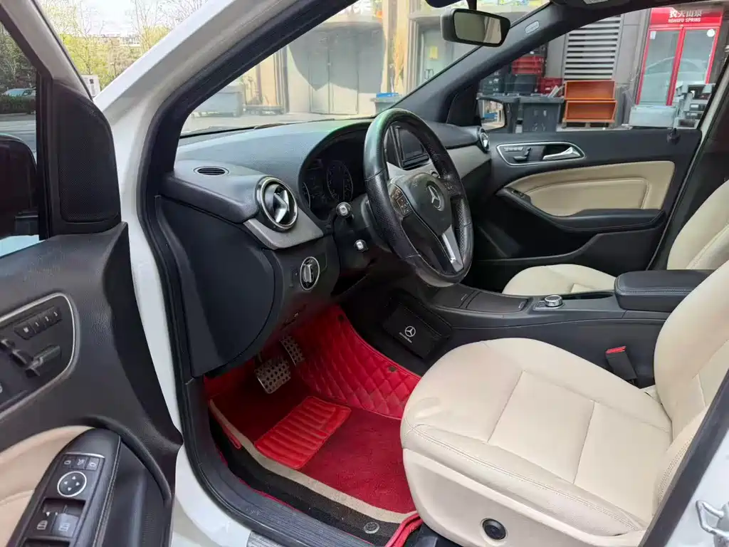 Mercedes-Benz B-Class 2012 B 200 купить на сайте DeffCars