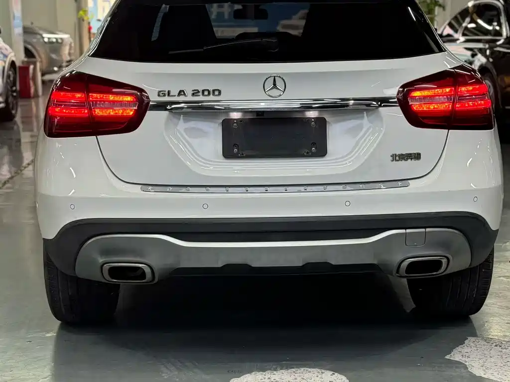 Mercedes-Benz GLA 2018 GLA 200 Dynamic купить на сайте DeffCars