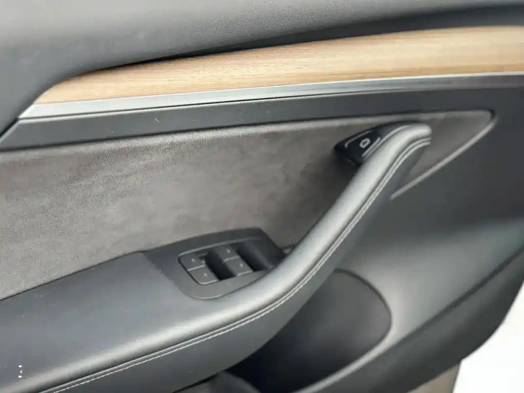Model 3 2020 long-range rear-wheel drive version купить на сайте DeffCars