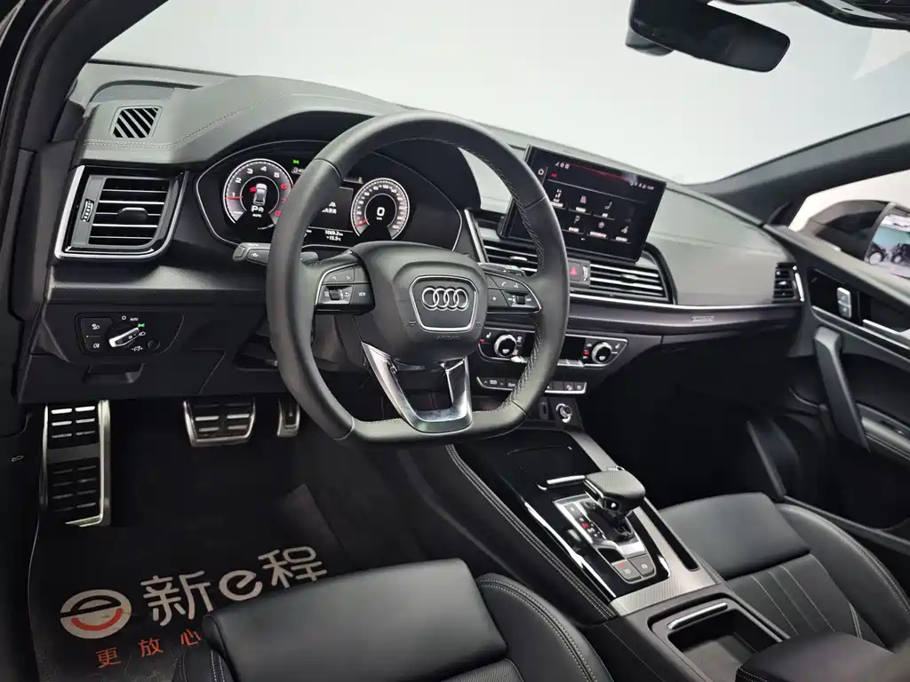 Audi Q5L 2022 45T luxury and dynamic model купить на сайте DeffCars