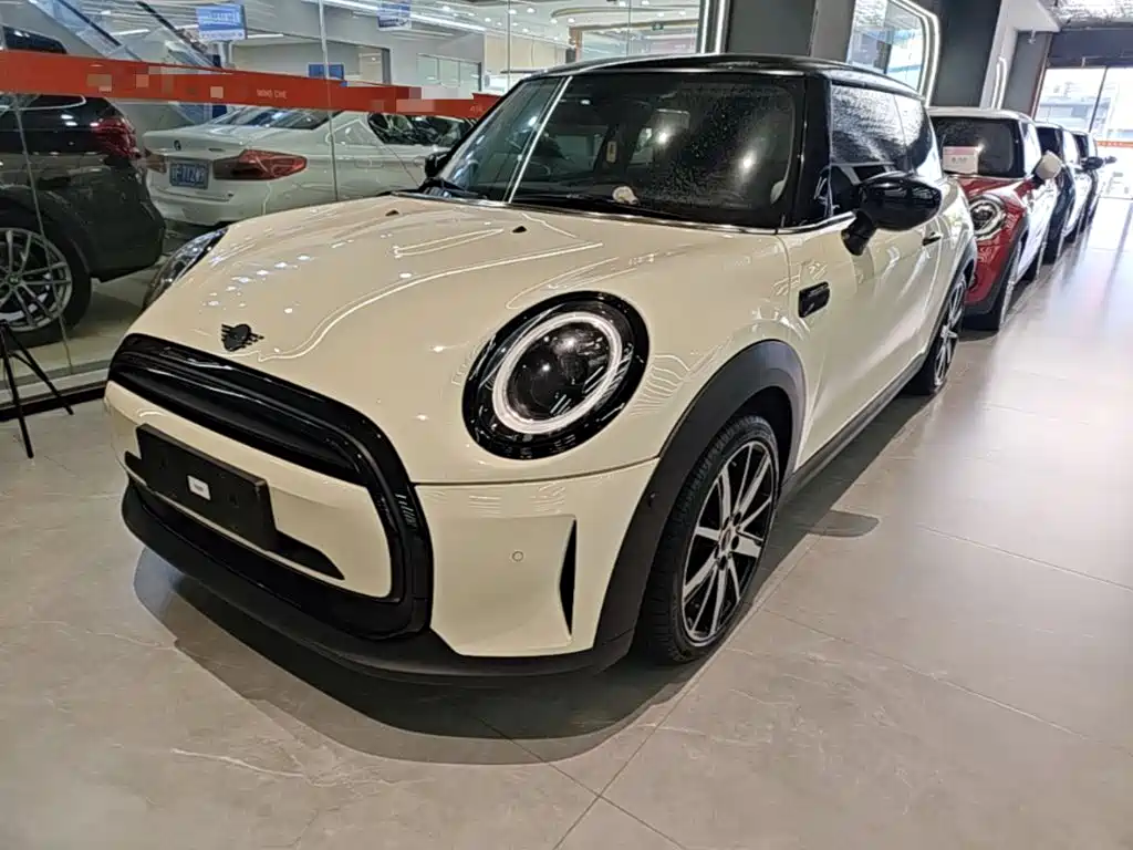 Mini 2023 1.5T Cooper Artist купить на сайте DeffCars