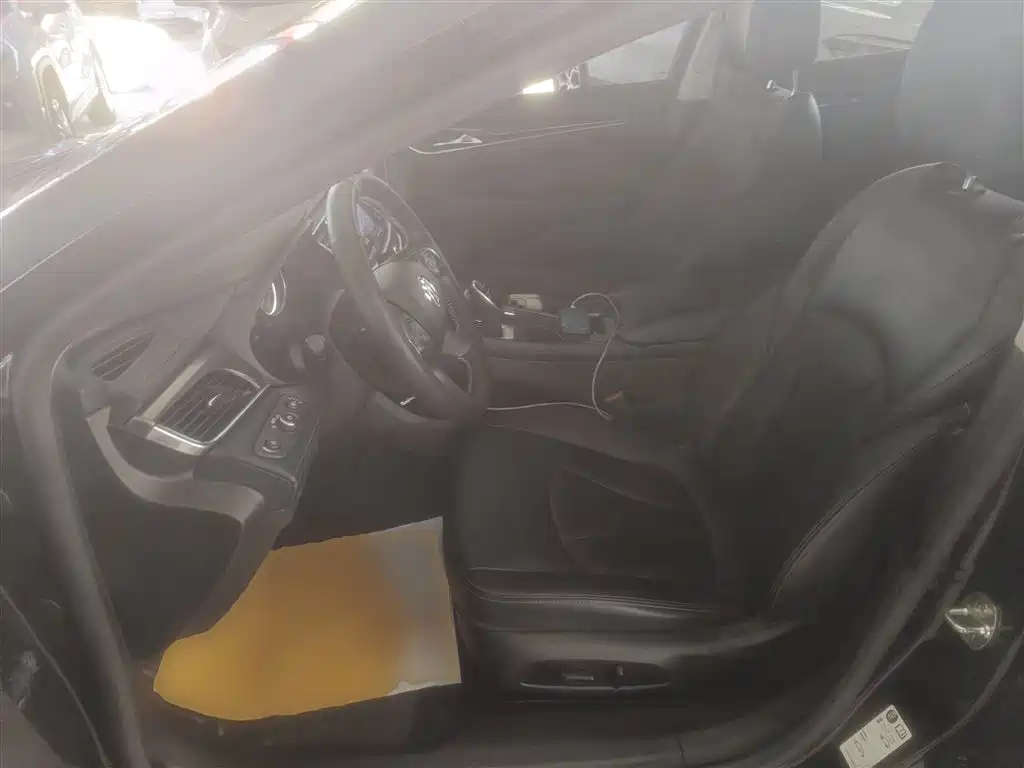 LaCrosse 2022 652T luxury model купить на сайте DeffCars