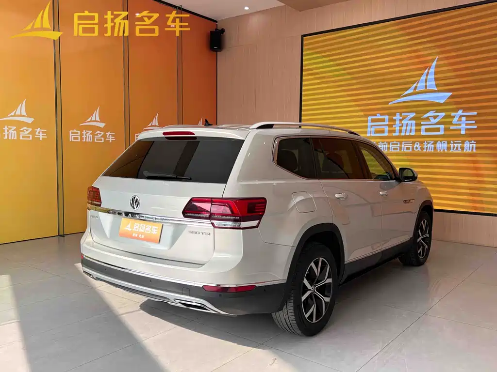 Touron 2019 380TSI four-wheel drive luxury version National VI купить на сайте DeffCars
