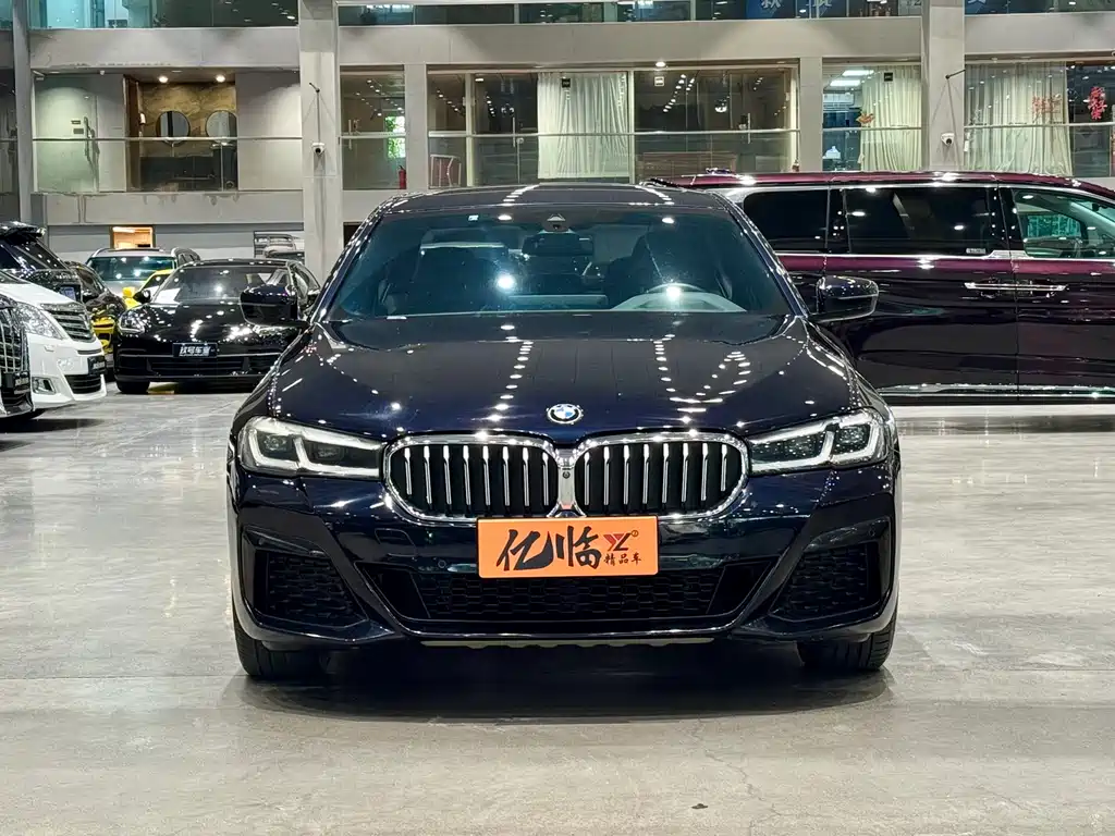 BMW 5 Series 2021 530Li Exclusive M Sports Package купить на сайте DeffCars