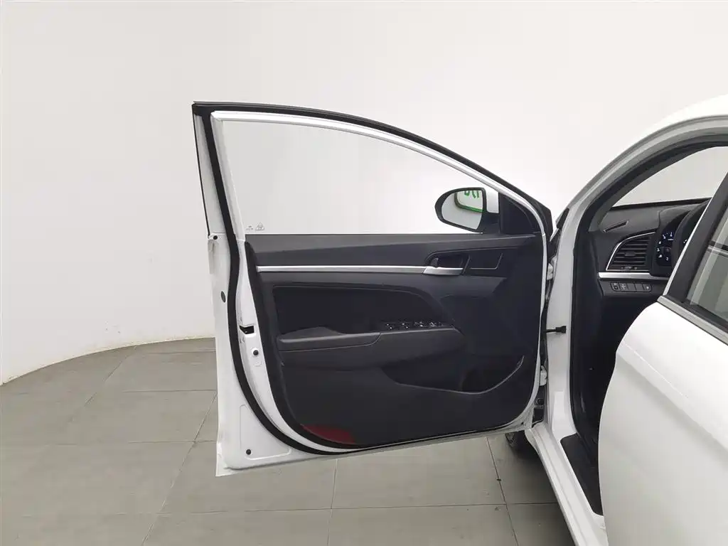 Lingdong 2016 1.6L automatic smart · elite type купить на сайте DeffCars