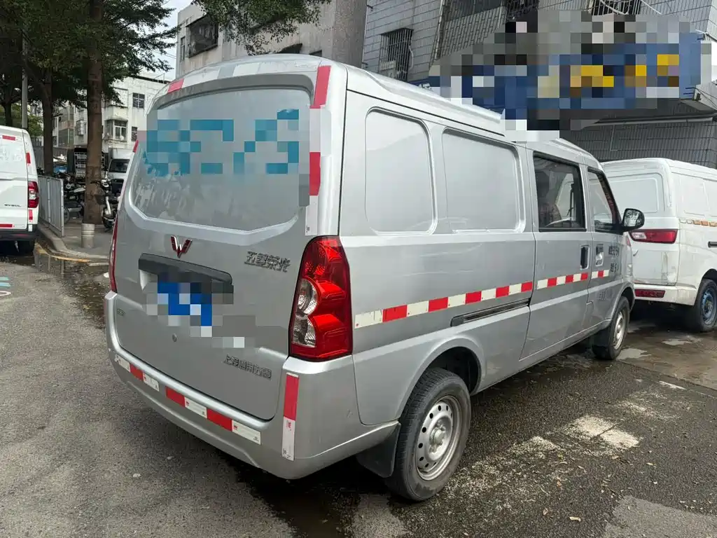 Wuling Rongguang 2019 1.5L extended van transport truck basic model 5 seats купить на сайте DeffCars