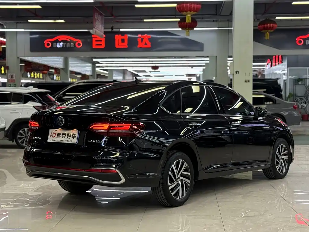Lavida 2023 1.5L Automatic Starry Sky Five Million Edition купить на сайте DeffCars