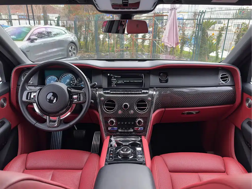 Cullinan 2018 four-seat version купить на сайте DeffCars