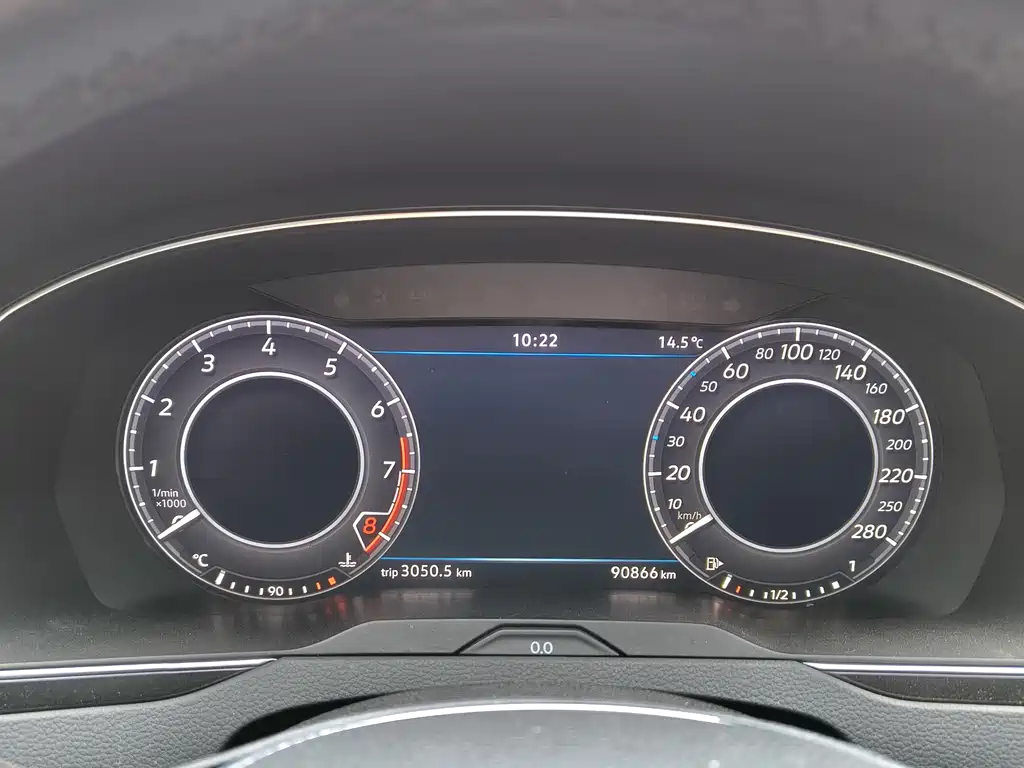 FAW-Volkswagen CC 2019 330TSI Charming Edition National V купить на сайте DeffCars